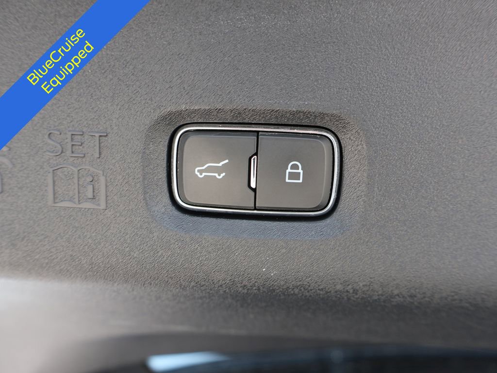 Certified 2025 Ford Expedition Max Active image 18