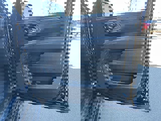 Used 2023 Chevrolet Tahoe Premier image 22