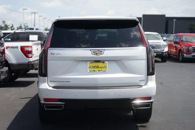 Used 2024 Cadillac Escalade ESV Premium Luxury w/ Performance Package AWD/4WD image 7