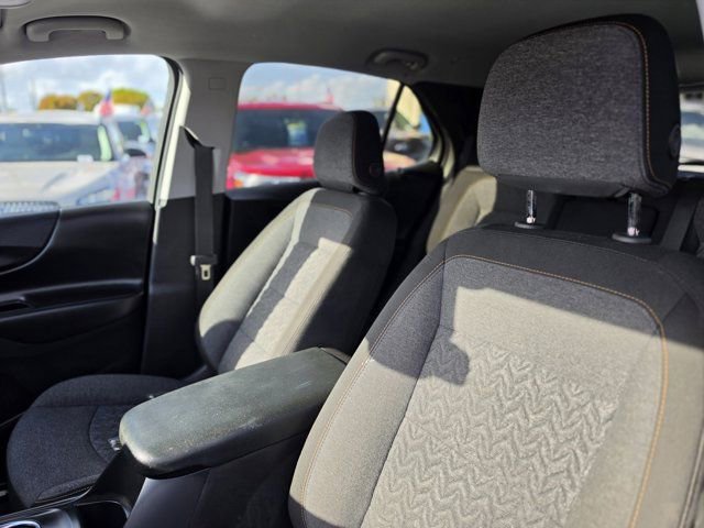 Used 2024 Chevrolet Equinox LT FWD image 18