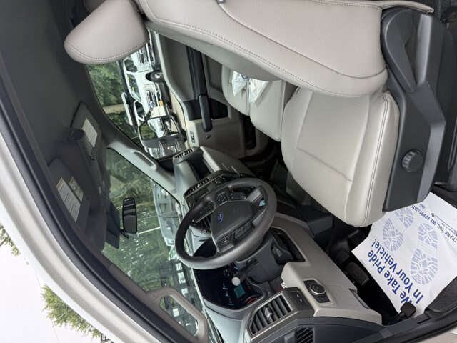 Certified 2022 Ford F550 4x4 SuperCab Super Duty image 7