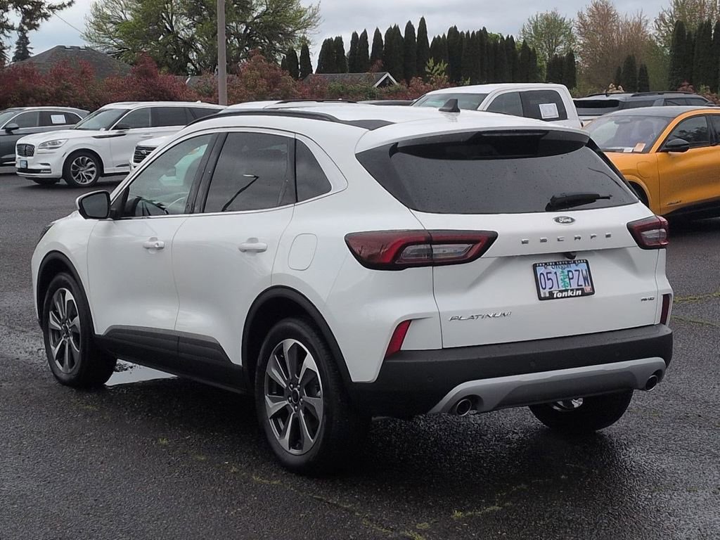 Certified 2023 Ford Escape Platinum AWD/4WD image 3