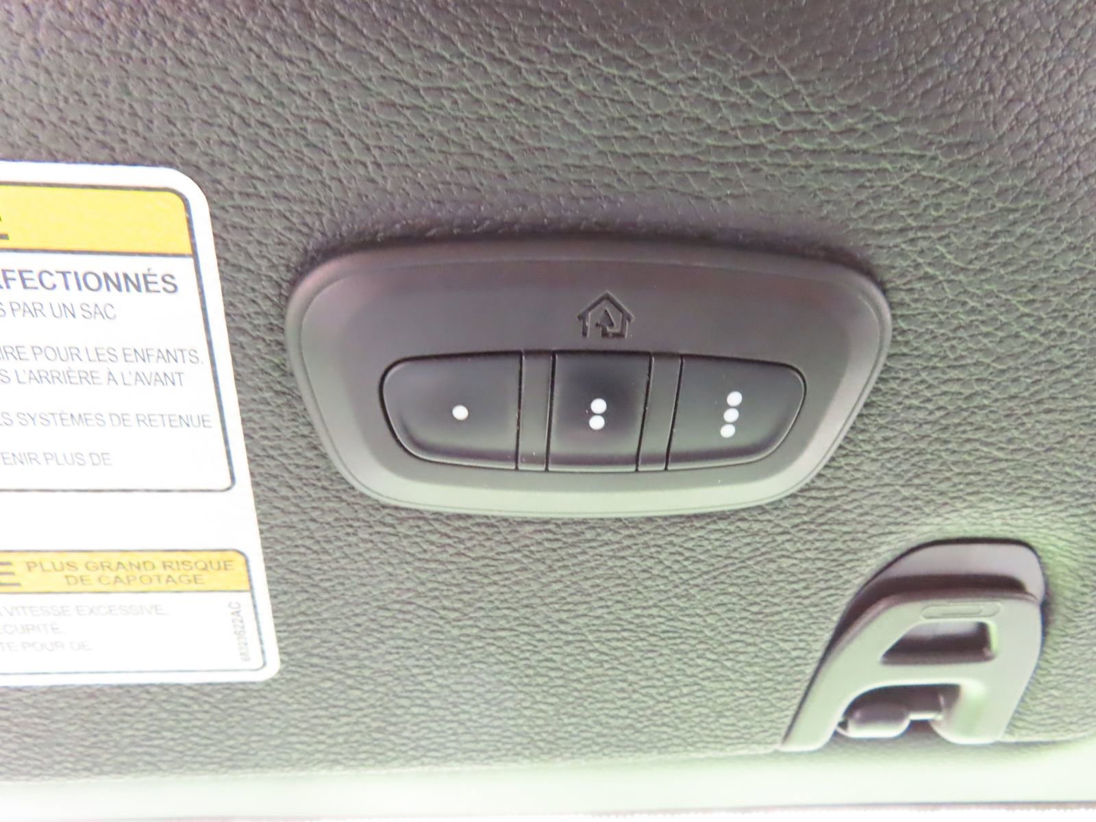 Used 2019 Jeep Wrangler Unlimited Sahara image 41