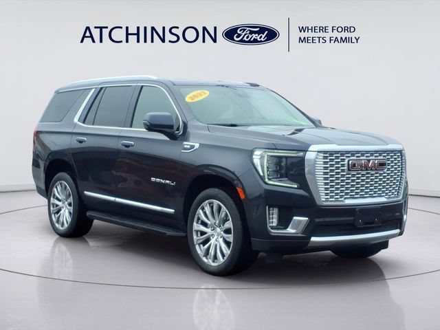 Used 2023 GMC Yukon Denali w/ LPO, Floor Liner Package AWD/4WD image 3