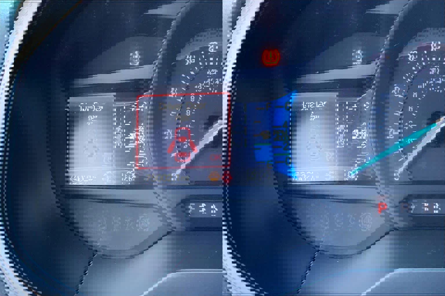 Certified 2024 Ford Edge SE w/ Black Appearance Package image 22