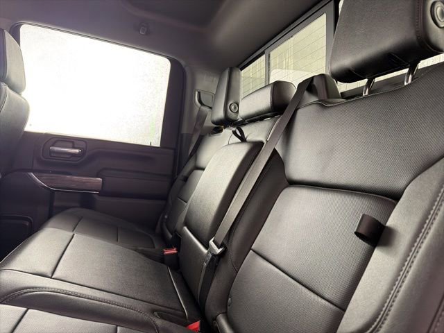 Used 2022 Chevrolet Silverado 3500 LTZ w/ LTZ Premium Package image 13