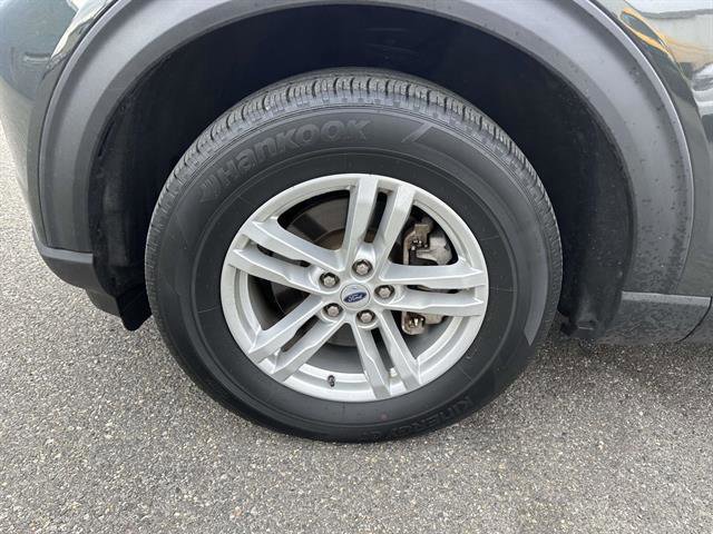 Certified 2022 Ford Explorer XLT w/ Equipment Group 202A image 27