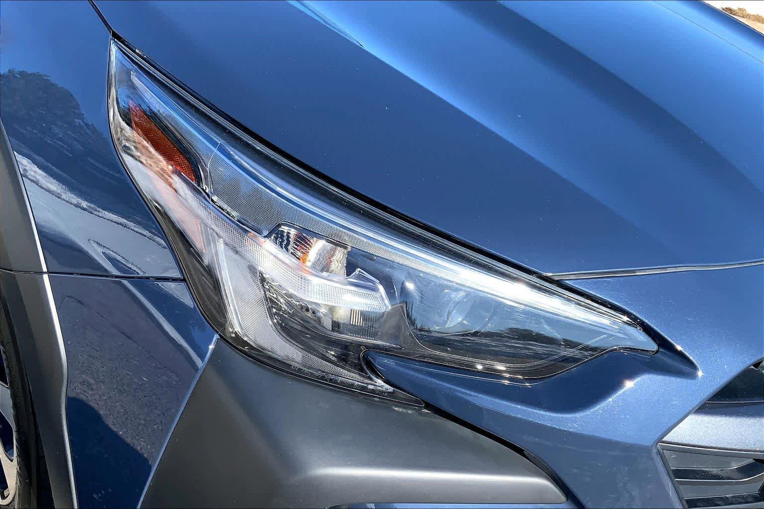 Used 2025 Subaru Outback Premium AWD/4WD image 27
