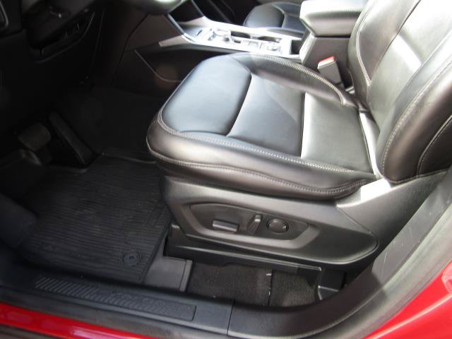 Certified 2022 Ford Explorer XLT w/ Equipment Group 202A AWD/4WD image 16