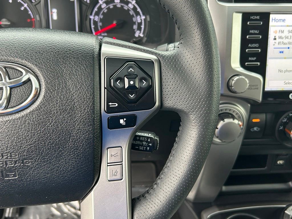 Used 2021 Toyota 4Runner SR5 Premium w/ Moonroof Package AWD/4WD image 38