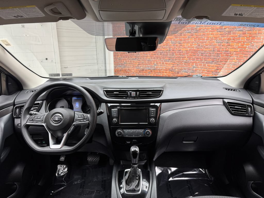 Used 2021 Nissan Rogue Sport S FWD image 12