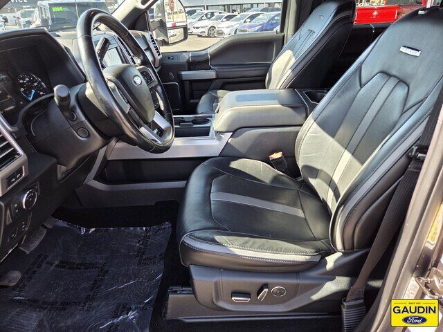 Certified 2019 Ford F250 Platinum w/ Platinum Ultimate Package AWD/4WD image 11