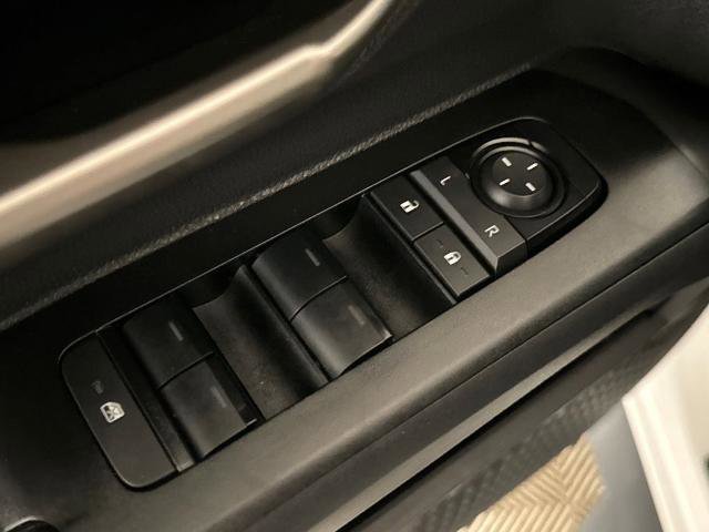 Used 2025 Toyota Tacoma TRD Sport image 17