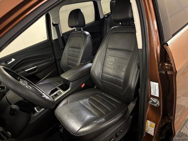 Certified 2017 Ford Escape SE w/ SE Leather Comfort Package FWD image 18