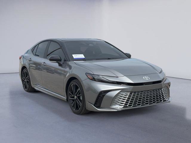 Used 2025 Toyota Camry XSE FWD image 11