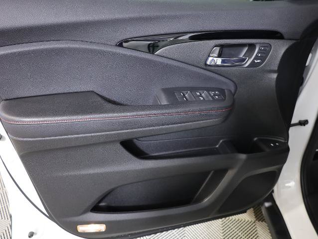 Used 2021 Honda Pilot Black Edition image 36
