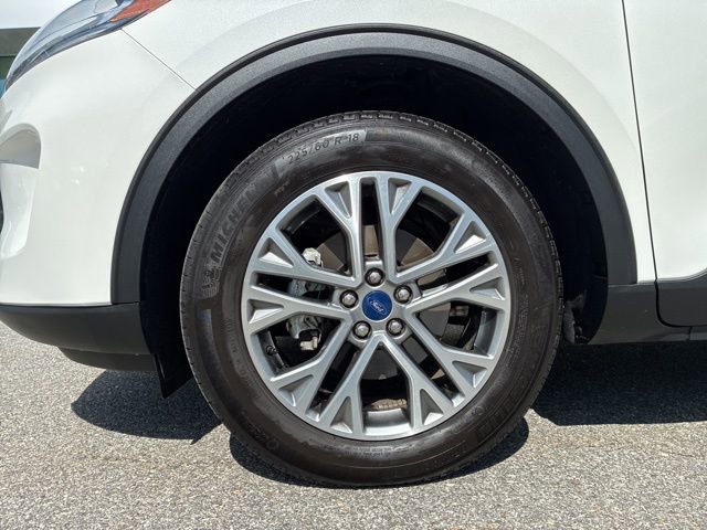 Certified 2022 Ford Escape SEL AWD/4WD image 9