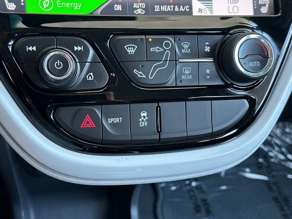 Used 2017 Chevrolet Bolt Premier FWD image 19