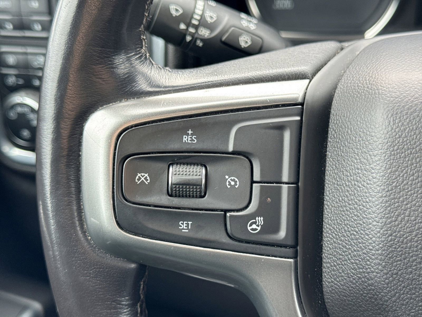Used 2022 Chevrolet Silverado 1500 LT Trail Boss w/ Bed Protection Package AWD/4WD image 28