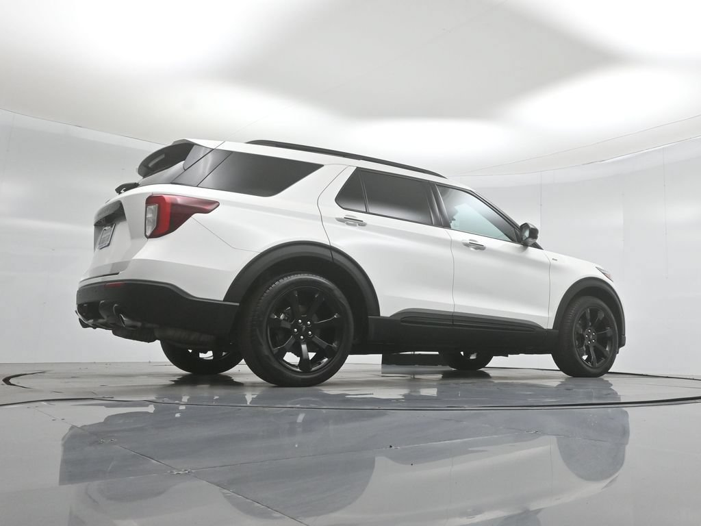 Certified 2023 Ford Explorer ST-Line w/ Class IV Trailer Tow Package RWD image 50