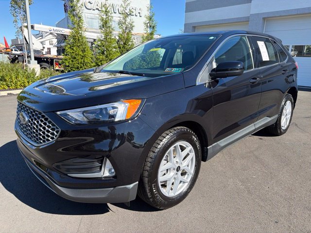 Certified 2024 Ford Edge SEL w/ Convenience Package AWD/4WD image 2
