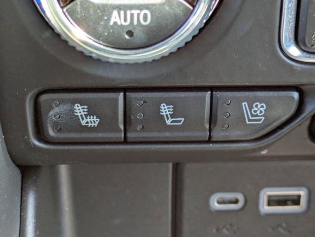 Used 2022 GMC Yukon SLT w/ SLT Luxury Package RWD image 22