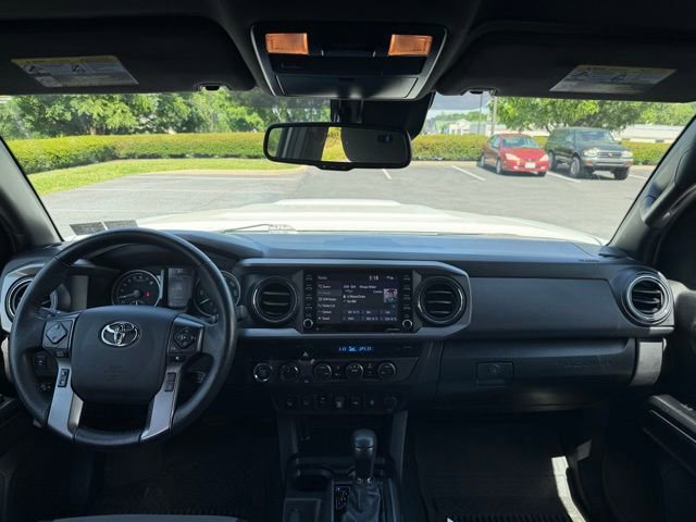Used 2023 Toyota Tacoma TRD Sport w/ Technology Package AWD/4WD image 14