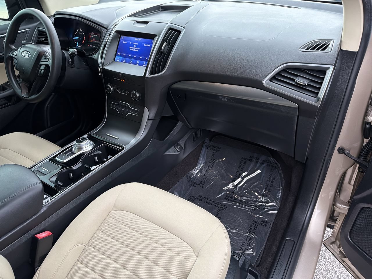 Certified 2020 Ford Edge SE FWD image 11