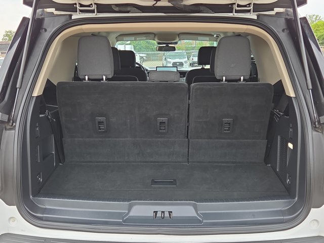 Certified 2022 Ford Expedition XLT RWD image 15