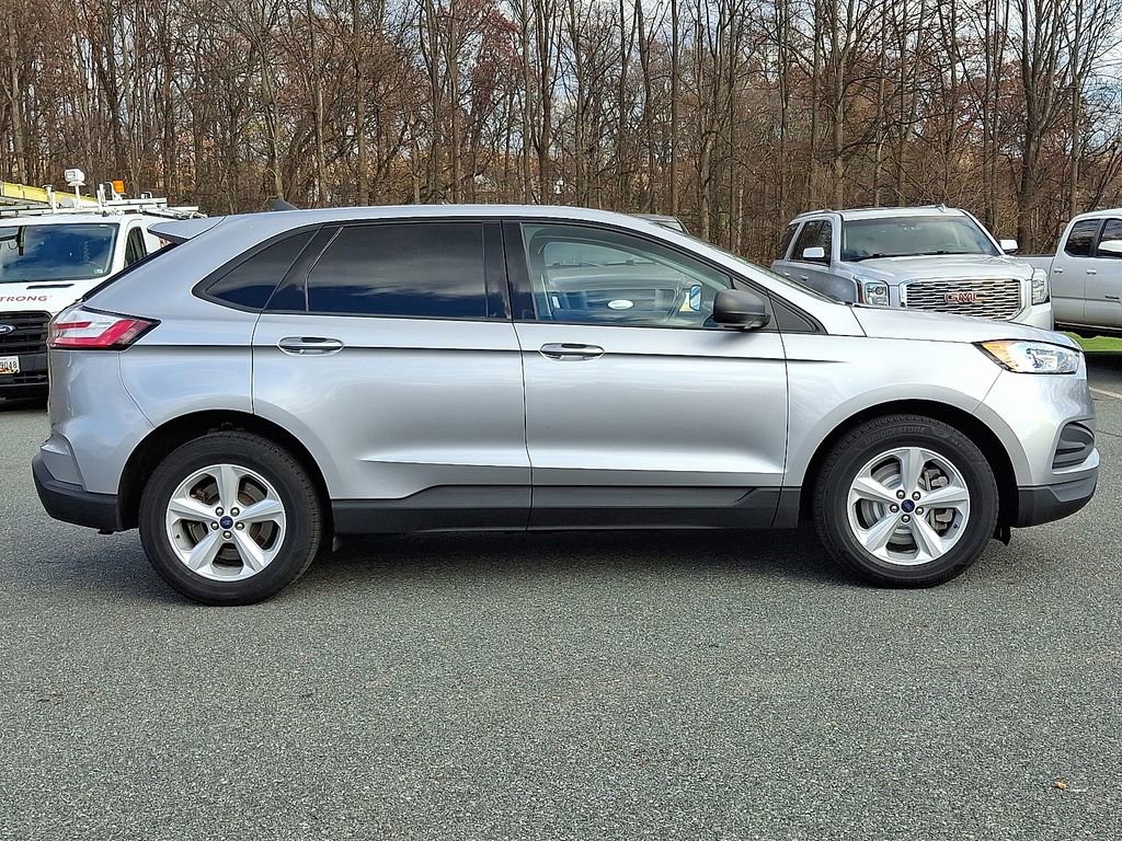 Certified 2022 Ford Edge SE image 7