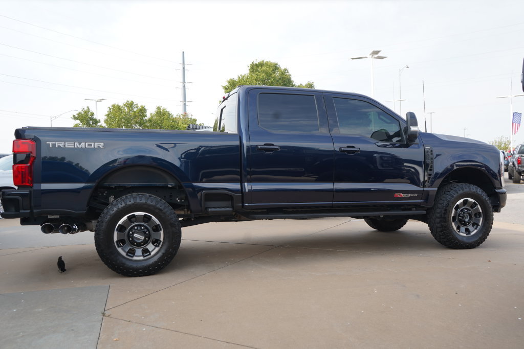 Certified 2024 Ford F250 Lariat w/ Lariat Ultimate Package AWD/4WD image 12