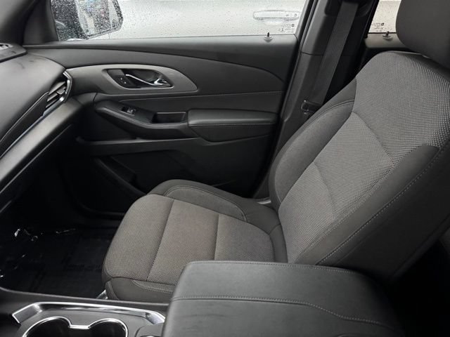 Used 2023 Chevrolet Traverse LT w/ Midnight/Sport Edition AWD/4WD image 21