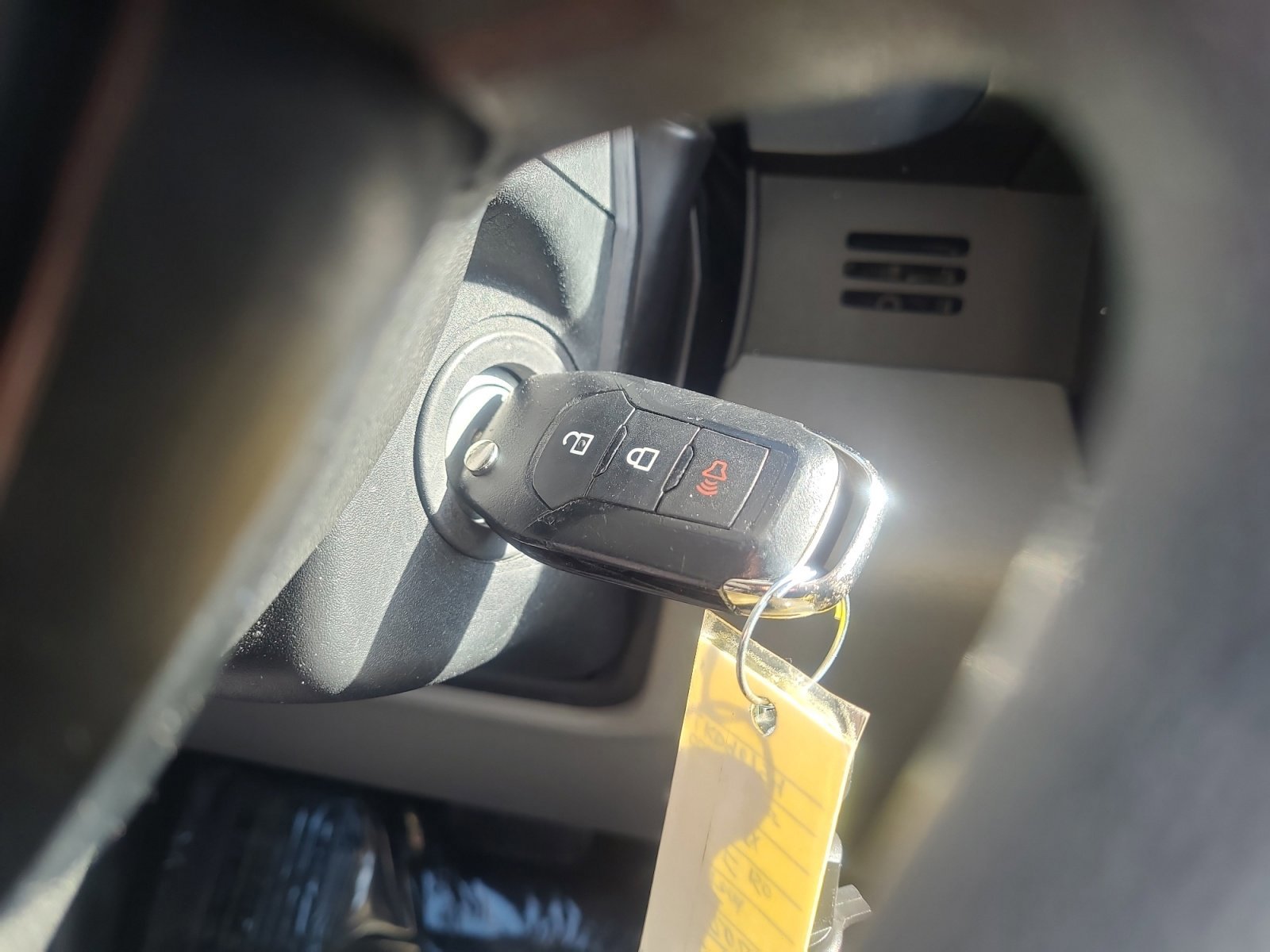 Certified 2020 Ford F150 XL w/ Equipment Group 101A Mid image 29