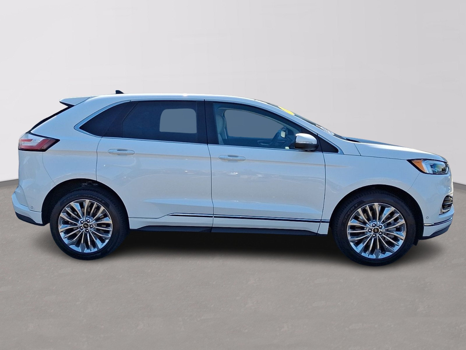 Certified 2024 Ford Edge Titanium w/ Titanium Elite Package AWD/4WD image 7