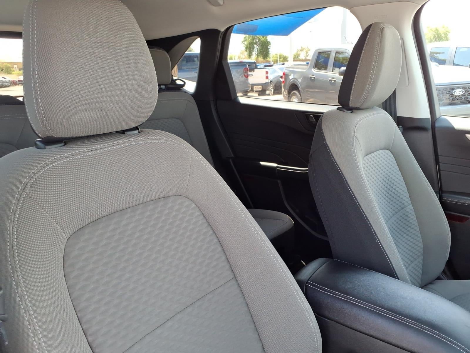 Certified 2022 Ford Escape SE w/ SE Sport Appearance Package FWD image 12