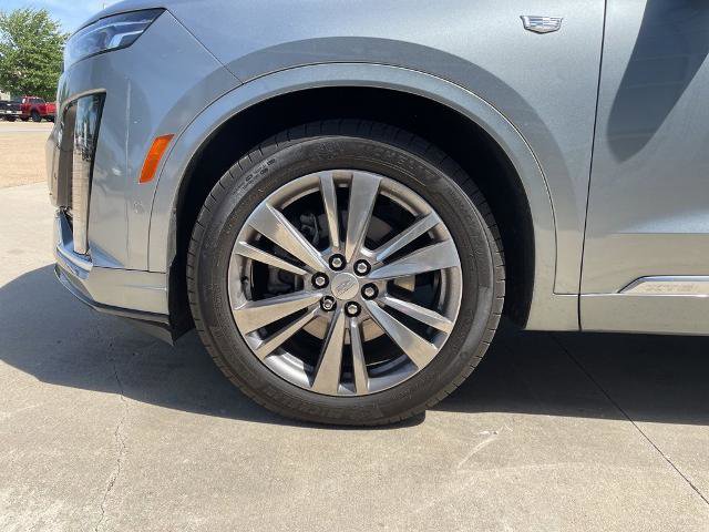 Used 2023 Cadillac XT6 Premium Luxury w/ Platinum Package AWD/4WD image 18