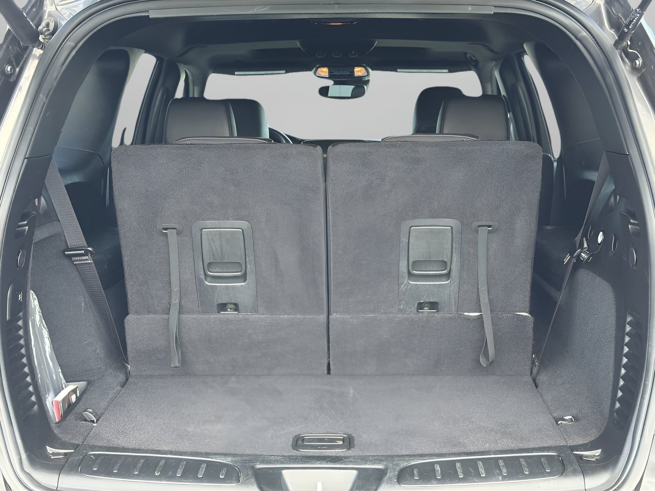 Used 2024 Dodge Durango GT RWD image 8