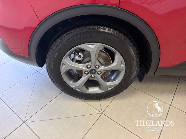 Certified 2025 Ford Escape ST-Line FWD image 35