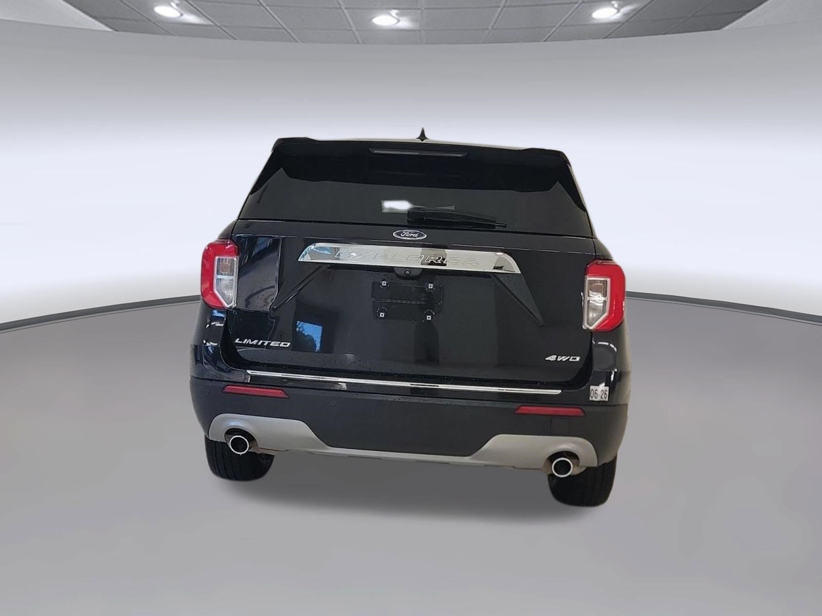Certified 2024 Ford Explorer Limited AWD/4WD image 8