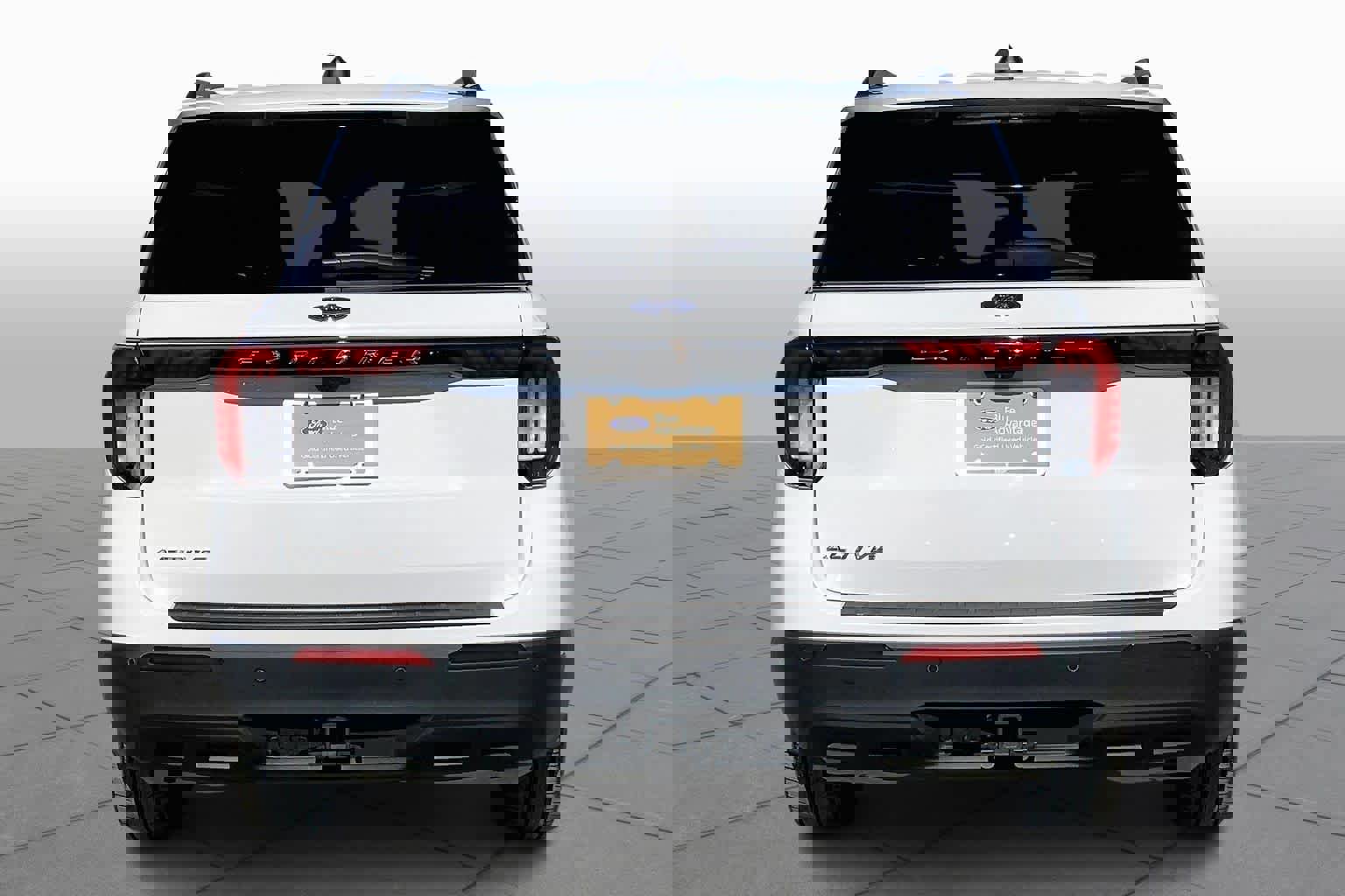 Certified 2025 Ford Explorer Active image 2