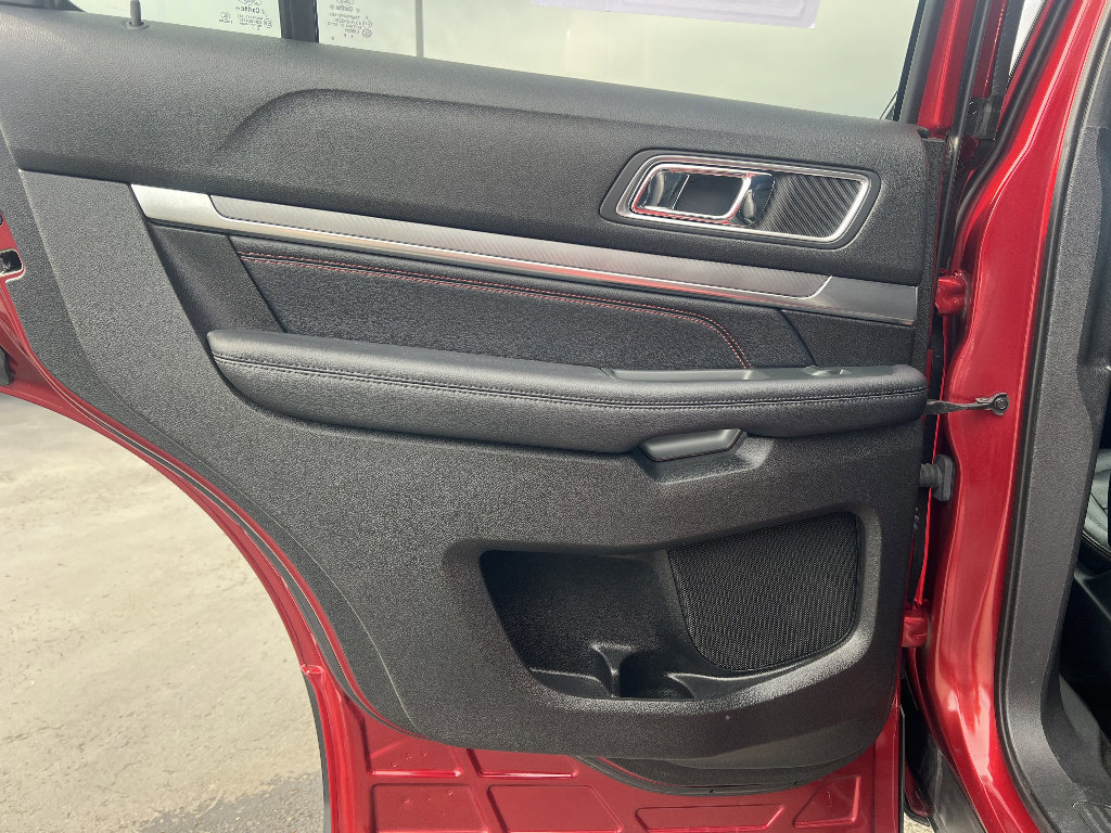 Certified 2018 Ford Explorer Sport AWD/4WD image 32
