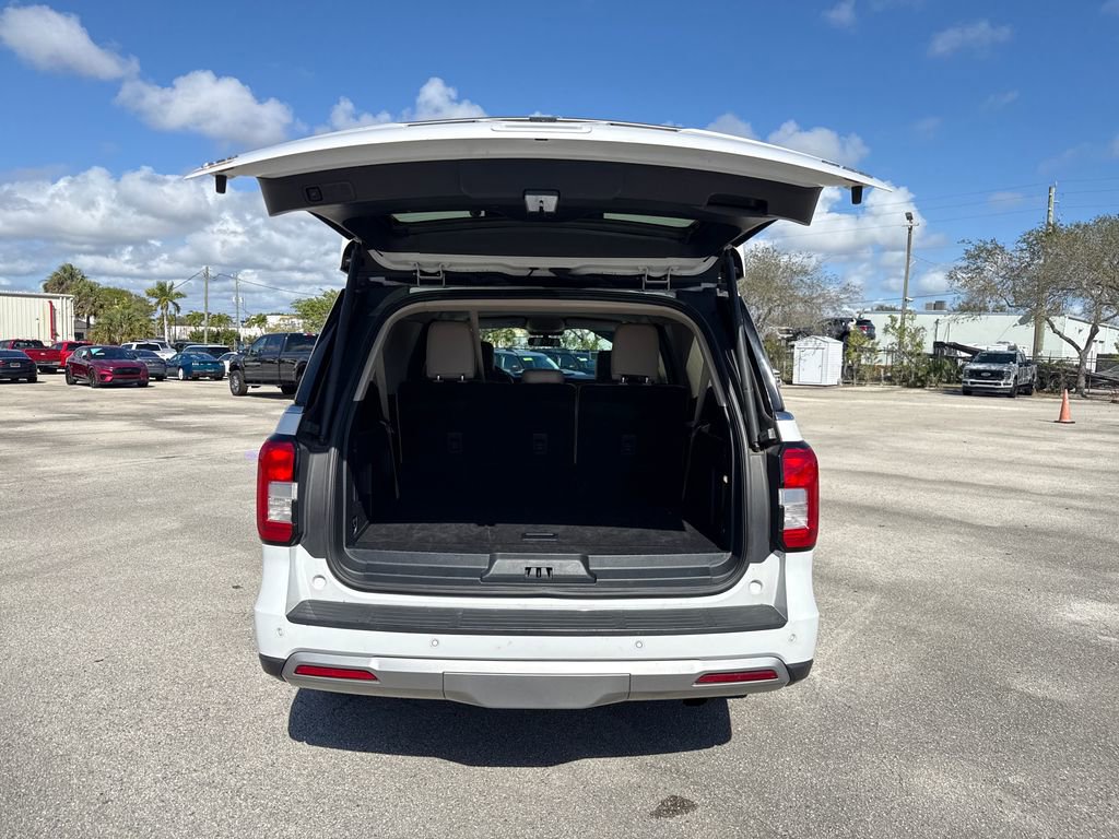 Certified 2024 Ford Expedition Max XLT image 30
