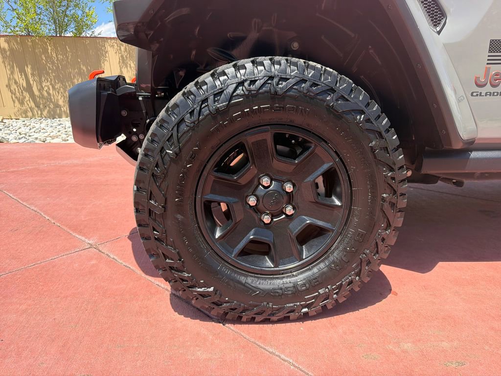 Used 2021 Jeep Gladiator Mojave w/ LED Lighting Group AWD/4WD image 40