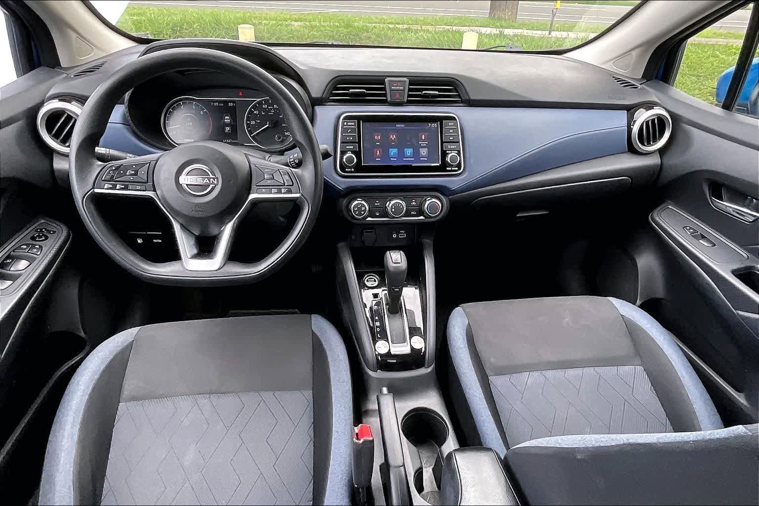 Used 2023 Nissan Versa SV FWD image 10