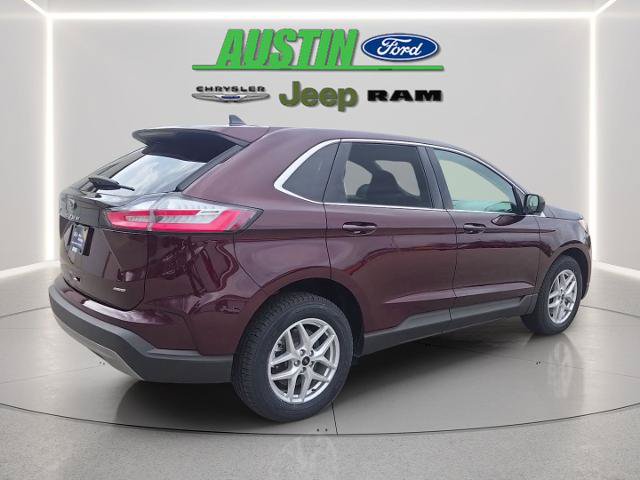 Certified 2024 Ford Edge SEL w/ Convenience Package AWD/4WD image 5