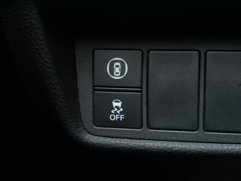 Used 2018 Honda Accord Sport image 17