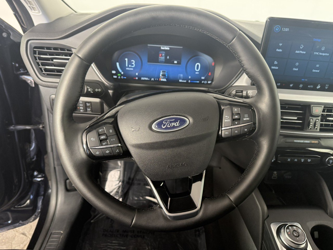 Certified 2025 Ford Escape Platinum AWD/4WD image 21