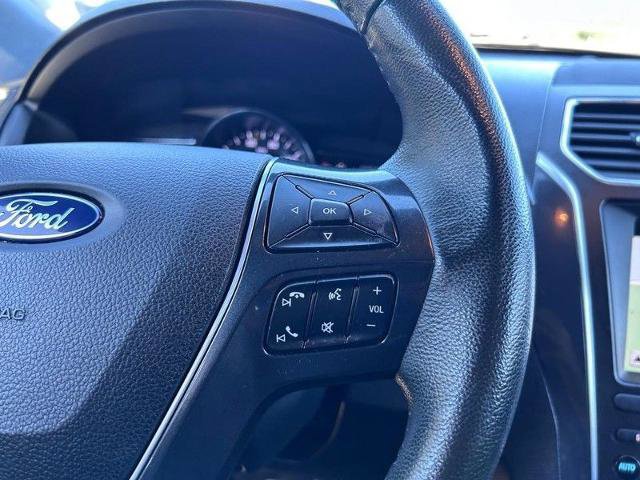 Certified 2019 Ford Explorer Limited w/ Class III Trailer Tow Package image 16