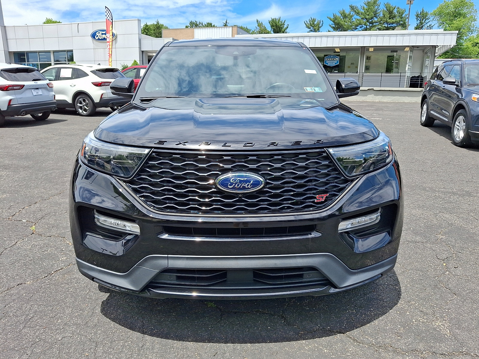 Certified 2022 Ford Explorer ST w/ Equipment Group 401A AWD/4WD image 2