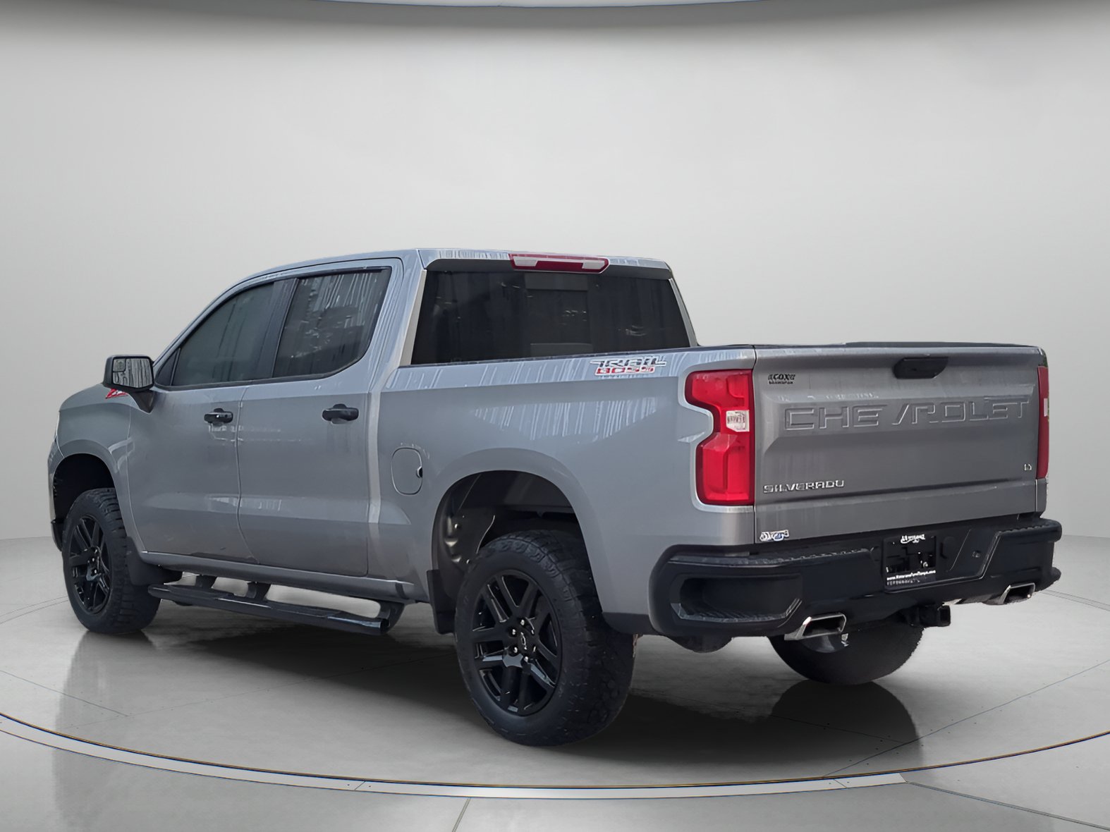 Used 2025 Chevrolet Silverado 1500 LT Trail Boss w/ Convenience Package II AWD/4WD image 42